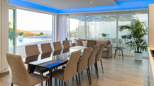 Villa Domizia Dining area