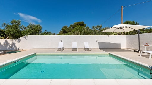 Villa Dora Swimming pool