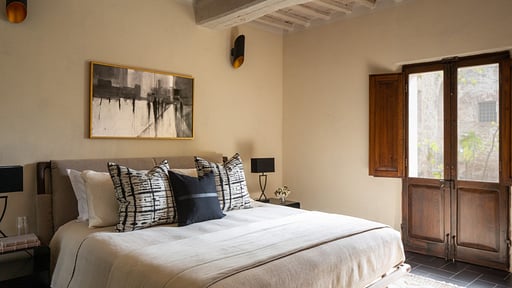 Villa Dorcia Bedroom 1