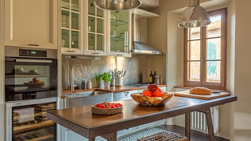 Villa Dorcia Kitchen