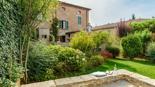 Villa Dorcia Surroundings