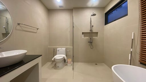 Villa Dream Life Bedroom 1