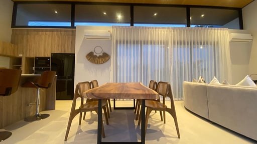 Villa Dream Life Dining area
