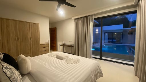 Villa Dream Life Bedroom 1
