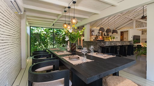 Villa Dreamora Dining area