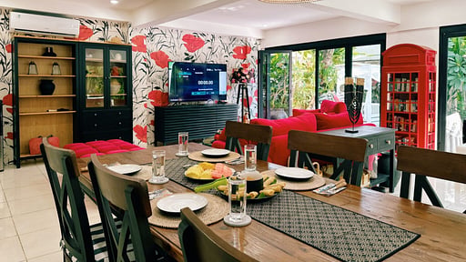 Villa Drupadi 16B Dining area