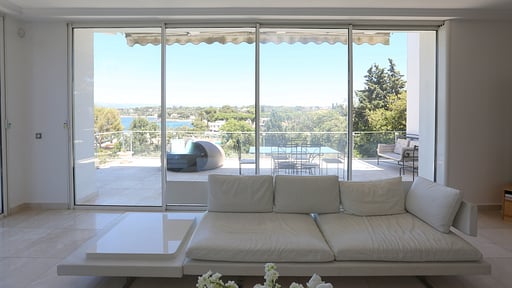 Villa Du Cap Living room 1