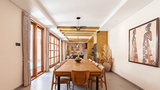 Villa Dua The Urban Retreat Dining area