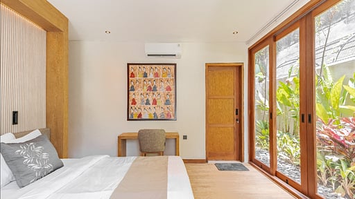 Villa Dua The Urban Retreat Bedroom 1