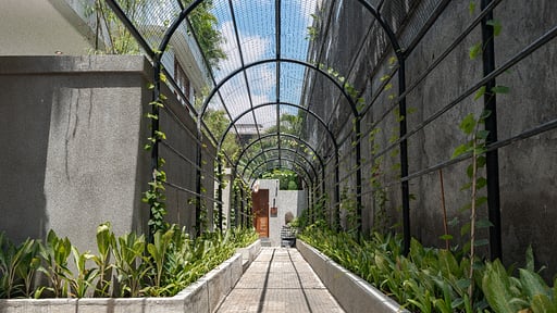 Villa Dua The Urban Retreat Surroundings