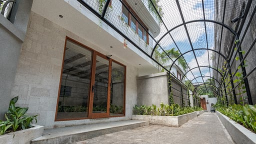 Villa Dua The Urban Retreat Surroundings