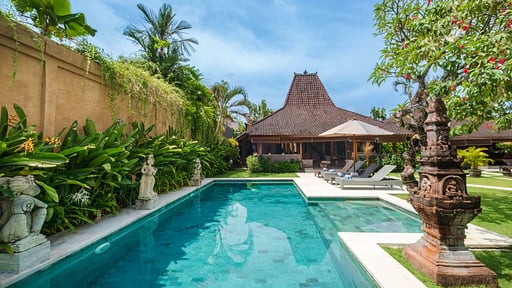 Dyana 5 Bedroom Pool Villa Swimming pool 1