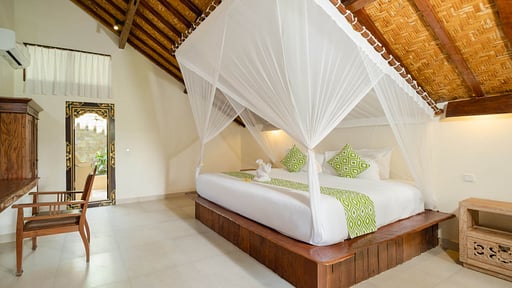 Dyana 5 Bedroom Pool Villa Bedroom 4