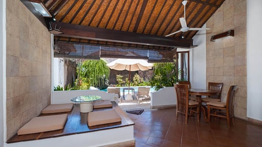 Dyana 1 Bedroom Pool Villa Living room