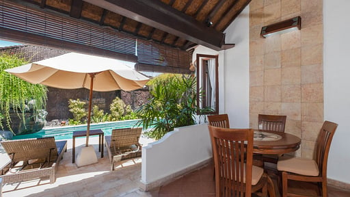 Dyana 1 Bedroom Pool Villa Dining area