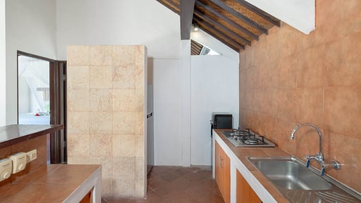 Dyana 1 Bedroom Pool Villa Kitchen