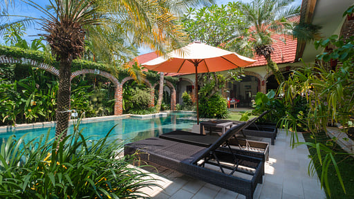 Dyana 3 Bedroom Deluxe Villa Swimming pool