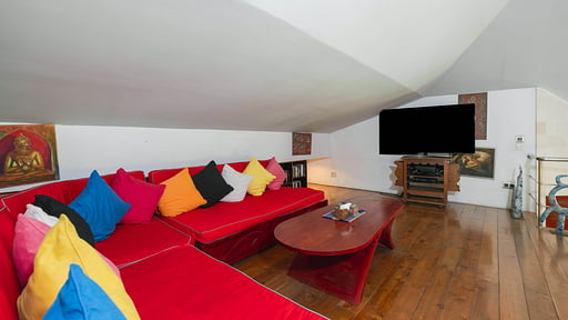 Dyana 3 Bedroom Deluxe Villa Living room