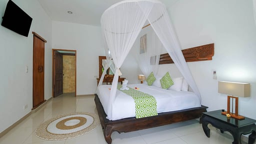 Dyana 3 Bedroom Pool Villa Chambre 1