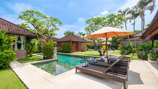 Dyana 3 Bedroom Pool Villa Piscine