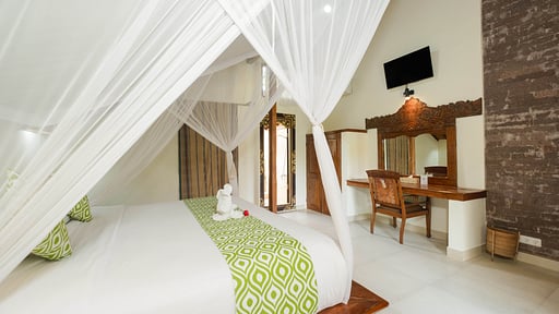 Dyana 3 Bedroom Pool Villa Chambre 1