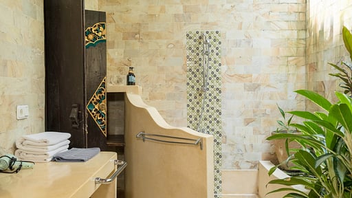 Dyana 3 Bedroom Pool Villa Chambre 2