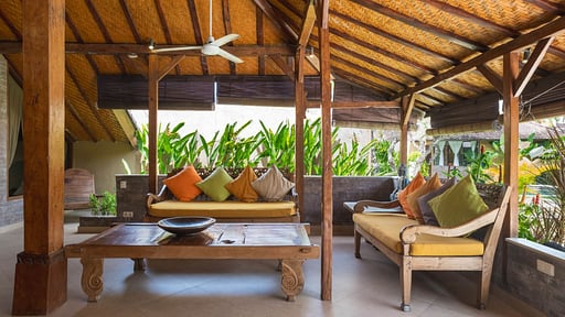 Dyana 2 Bedroom Pool Villa Living room 2