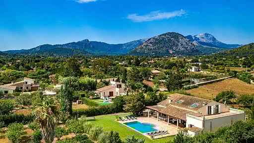 Villa Ecru Floor plan