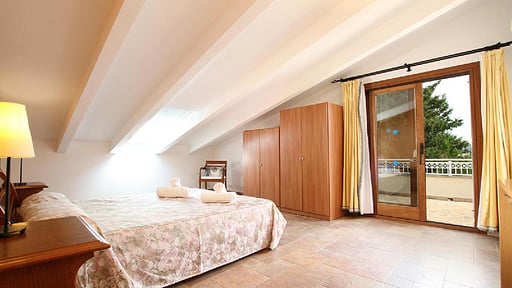 Villa Ecru Bedroom 4