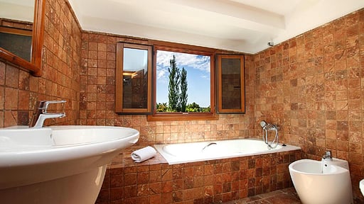 Villa Ecru Bedroom 2