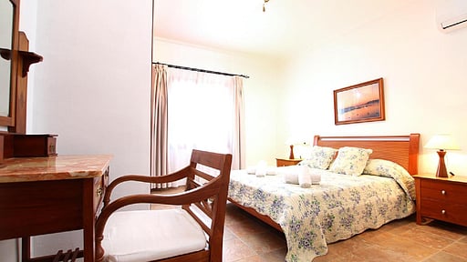 Villa Ecru Bedroom 1