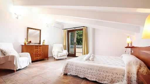 Villa Ecru Bedroom 2