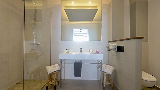 Villa Edunia Bedroom 1