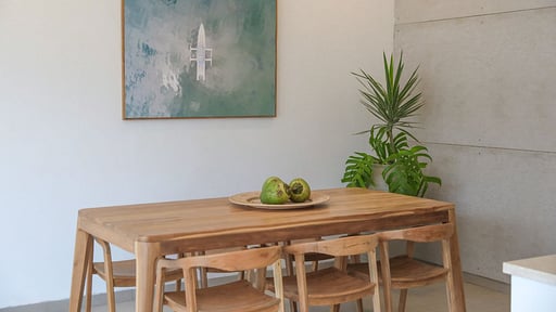 Villa Efire Dining area