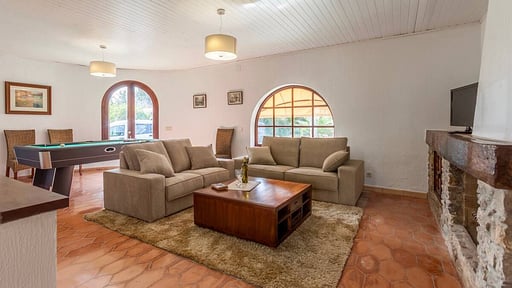 Villa El Gallo Salon