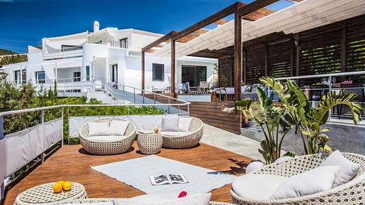Villa Ela