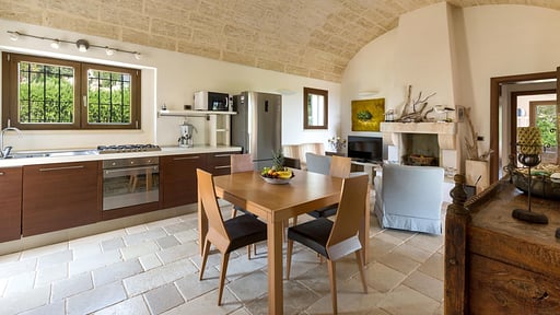 Villa Elaion Salle à manger 1