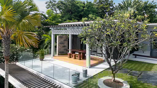 Villa Elegance Gazebo