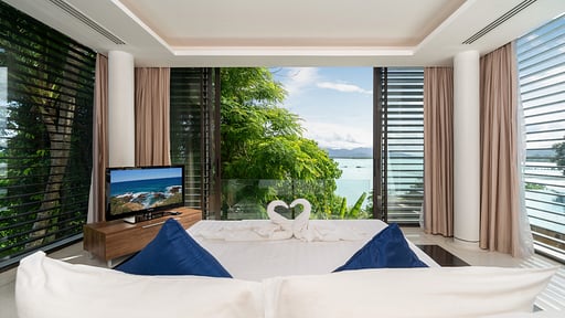 Villa Elegance Bedroom 1