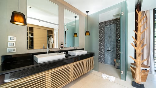 Villa Elegance Bedroom 1