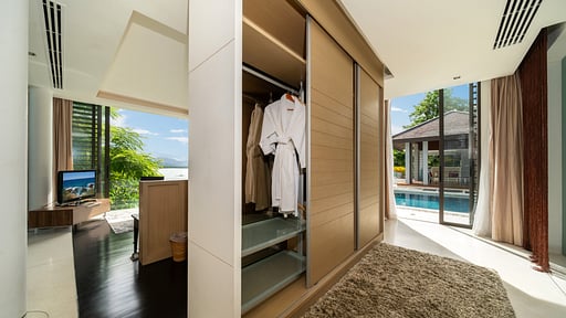 Villa Elegance Bedroom 1