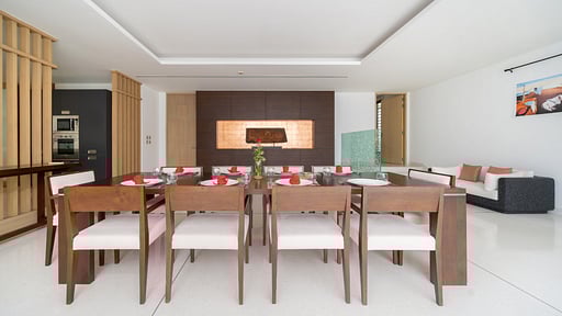 Villa Elegance Dining area