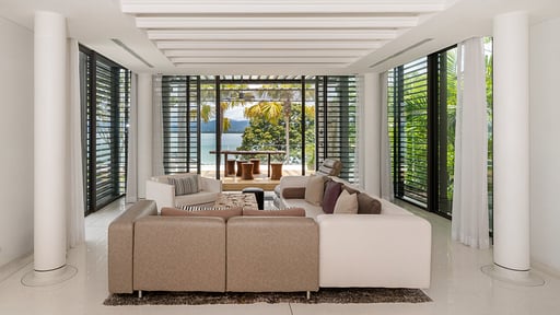 Villa Elegance Living room 2