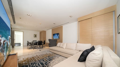 Villa Elegance Media room 1