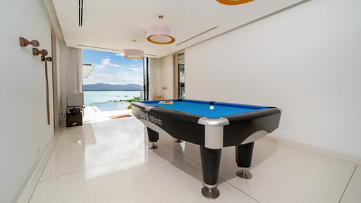 Villa Elegance Billiard