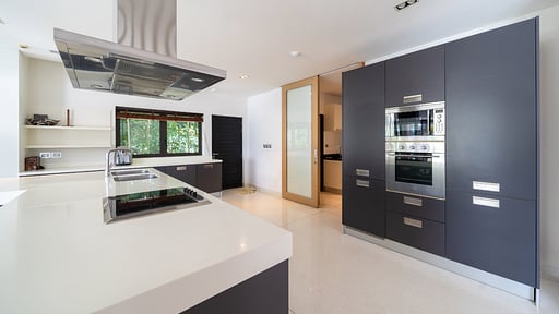 Villa Elegance Kitchen
