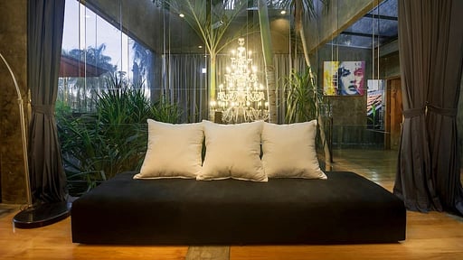 Villa Grande Salon