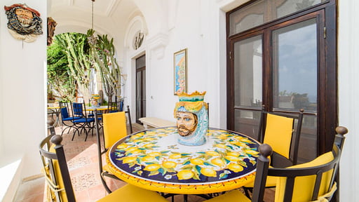 Villa Elisa Dining area