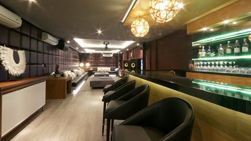 Villa Elite Cassia Indoor bar