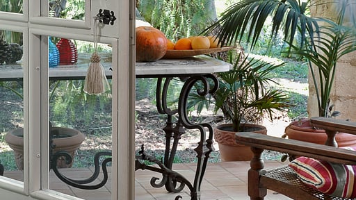 Villa Elixir Sicily Dining area